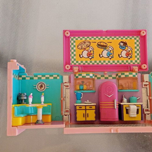 Vintage Bluebird Polly Pocket Dream Builders set of 4 rooms with 3 figures like new