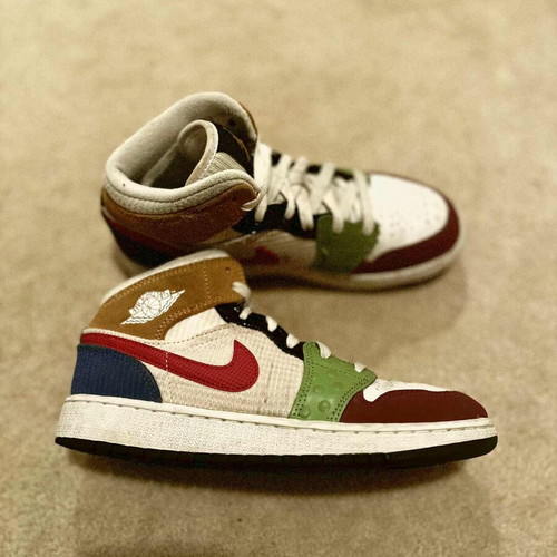 Nike Air Jordan 1 Unisex like new, colorful sneakers size 36