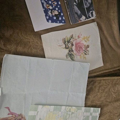 Vintage scented letters collection in folder like new, 30 letters, 20 envelopes