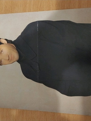 Αφίσες σαν καινούργιο από διάφορους Έλληνες καλλιτέχνες