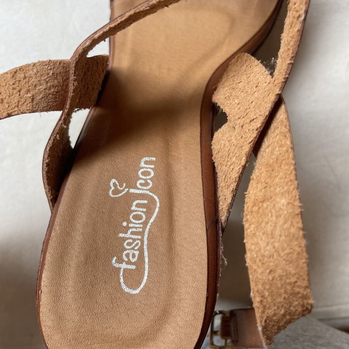 Heeled sandals new