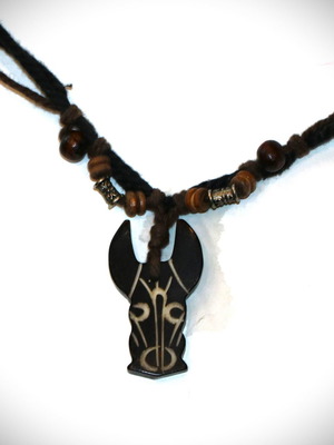Carved Bone Jewellery Maori Tribe New Guinea Pendant Pendant Design Taurus 1812