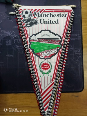 Manchester United banner like new, official replica