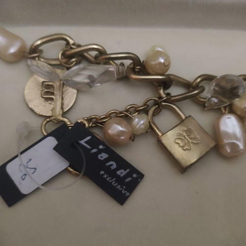 Handmade charm bracelet Liandi exclusive, gold tone