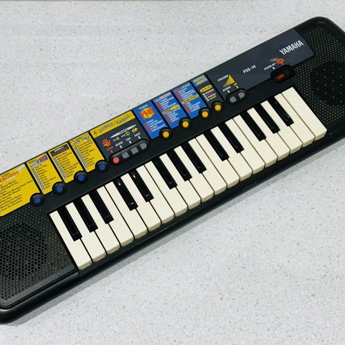 Yamaha PSS-14 synthesizer like new
