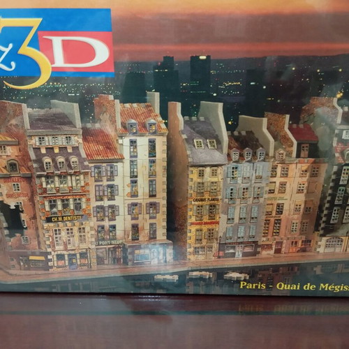 MB 3D Paris puzzle new collectible in shrink wrap
