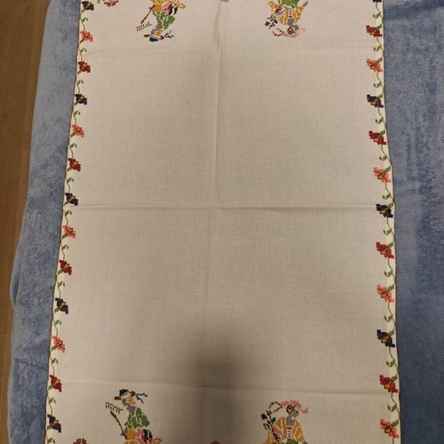 Antique embroidery like new, 60 years old, with DMC threads