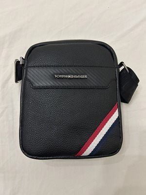 Tommy Hilfiger shoulder bag, black