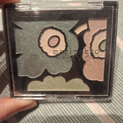 Avon eyeshadow new
