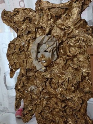 Decorative handmade painting used, height 1 meter, width 80 centimeters