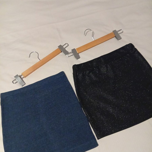 Set of 2 mini skirts H&M and L&S like new, size XS/S