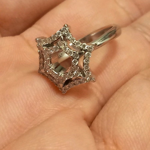 Chimento 18 ct gold ring 6.5 gr with 0.70 F VVS diamond new