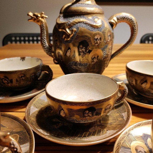Japanese Satsuma tea set like new