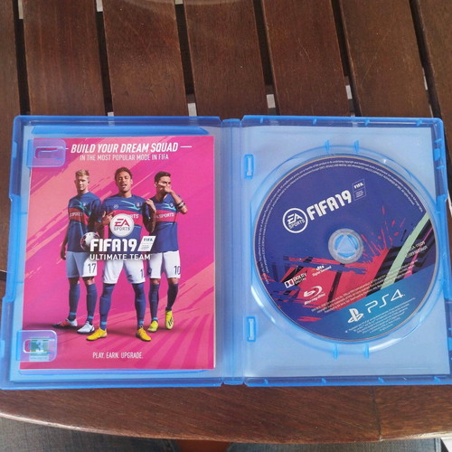 FIFA 19 PS4 game like new