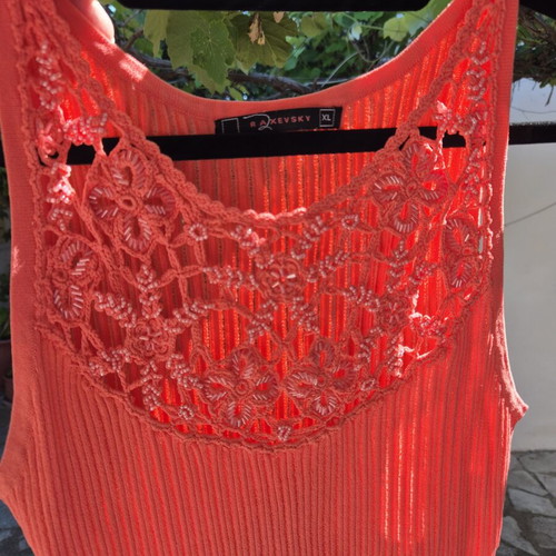 Raxevsky coral elastic top like new, size XL