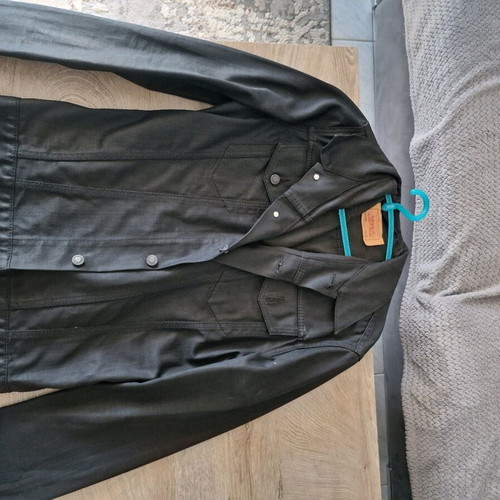 Levi's black denim jacket size L like new