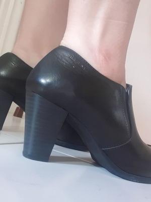 Ragazza leather ankle boots like new, size 36-37, black