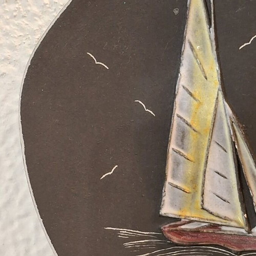 Vintage ceramic wall plate with sailboat like new, 60s