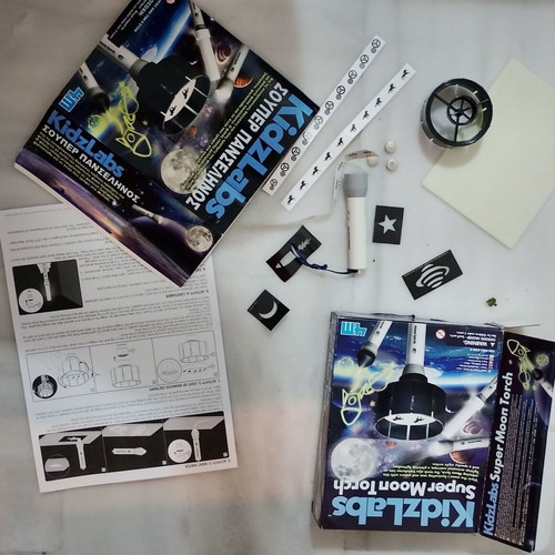 Kidzlabs Super Moon Torch educational toy