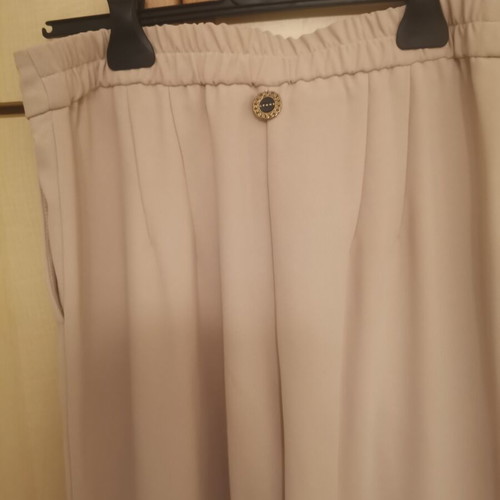 Lynne long beige pants like new, size XL