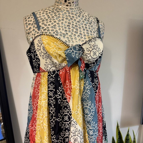 Babydoll silk dress BCBG Max Azria like new, multicolor