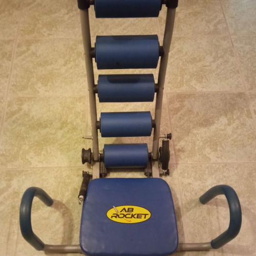 AB ROCKET ABS EXERCISE MACHINE***STORAGE EMPTYING