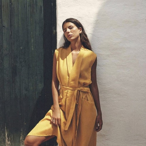 Zara Linen Midi Dress in Mustard, new -  45,00 - Vendora.cy