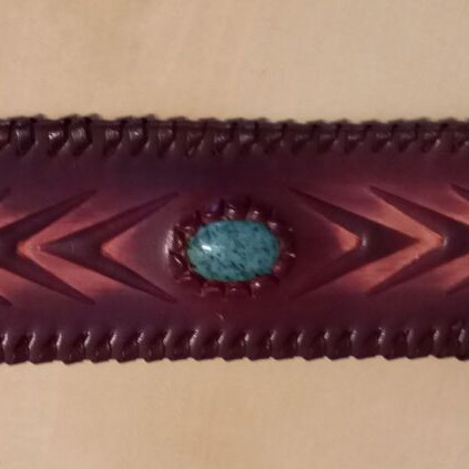 Leather unisex bracelet with turquoise stone like new, brown