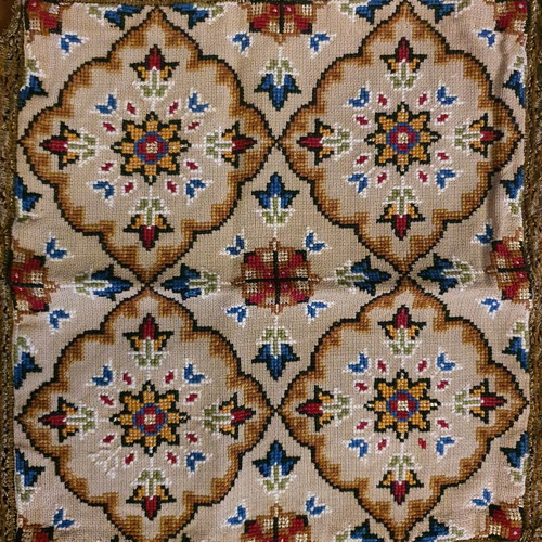 Embroidery set with 4 used handmade squares