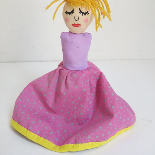 Double-sided glove puppet used from Tiger (girl/cat)