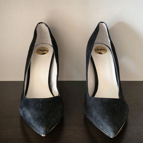 Buffalo shoes size 39 new