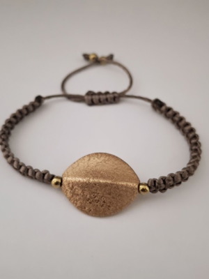Handmade macrame bracelet with wooden element, new