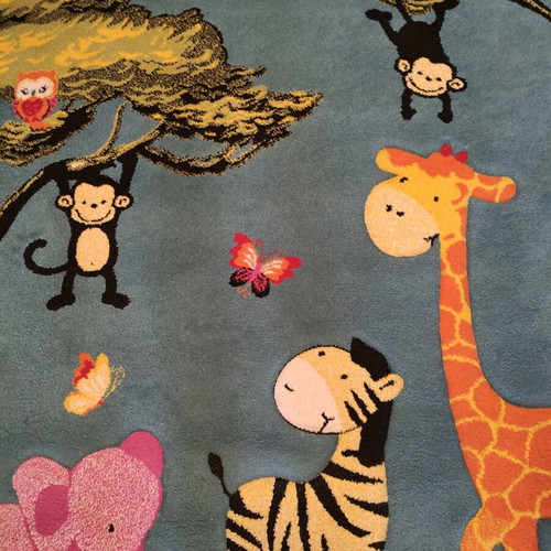 Children's rug like new with dimensions 1.60x2.30 m
