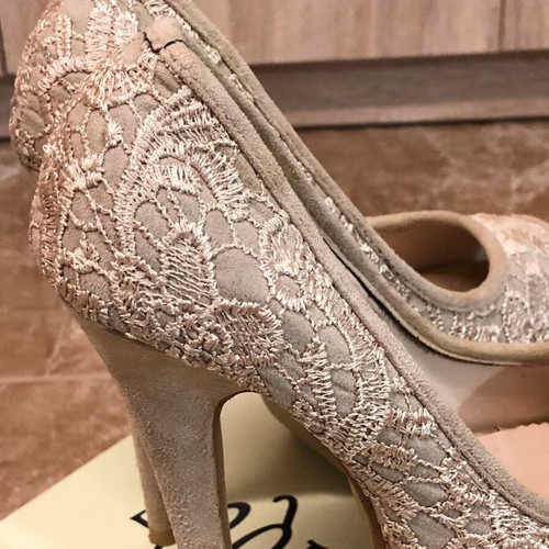 Heels *Mannika* with High Heel Beige color.