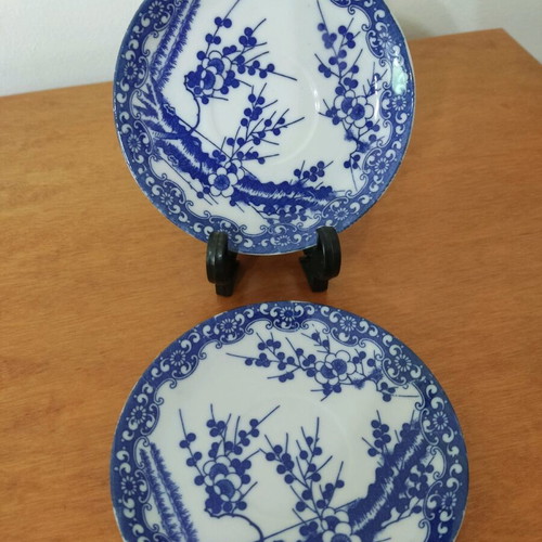 Handmade Chinese porcelain plates like new, set of 2