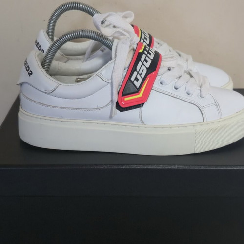 Dsquared2 women's sneakers like new, white with colorful patch, size 38