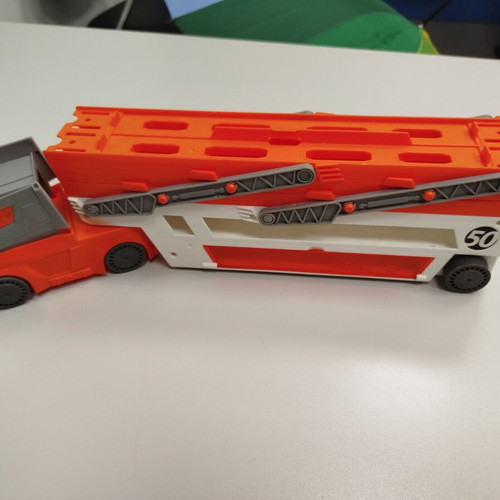 Hot Wheels Mega Hauler truck like new with space for 50 cars