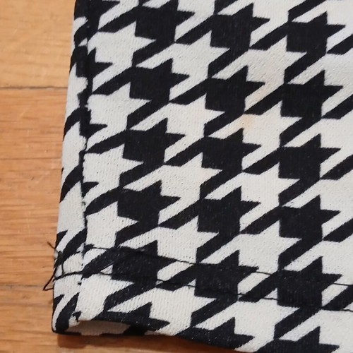 Shein black and white mini dress with straps houndstooth pattern size small like new
