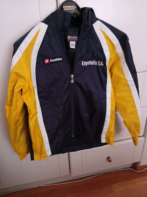 Lotto thin waterproof jacket with hood like new for 7-8 years old