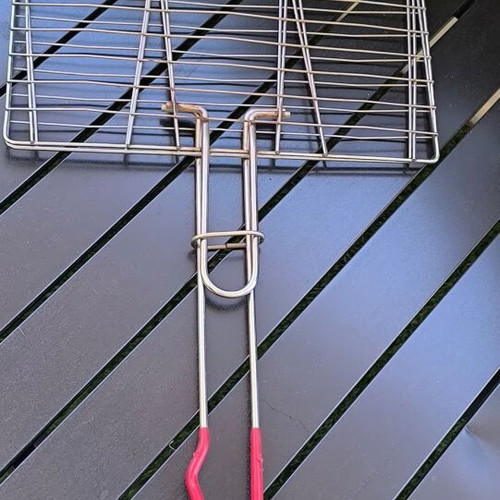 Double Stainless Steel Grilling Rack 28x28 cm like new with Lock