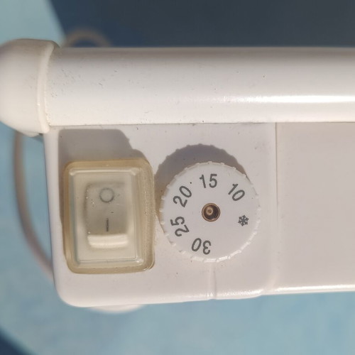 Beha wall heater with legs P20 2000w 240v like new