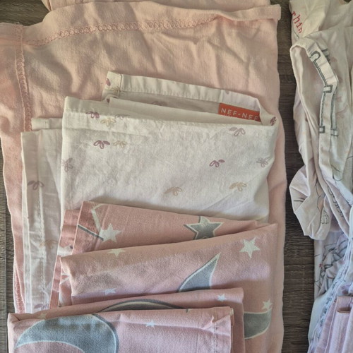 Crib sheets set of 9, like new, 100% cotton, approx. 100x65 cm