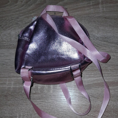 Pink lamé backpack used for small girl 17 cm