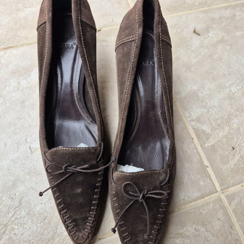 Vintage suede women's Zara pumps brown used