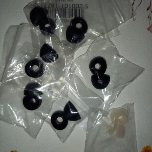 Silicone earbud tips for headphones, pack of 20, new