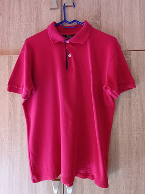 Men's Polo Shirt like new, size L, burgundy red