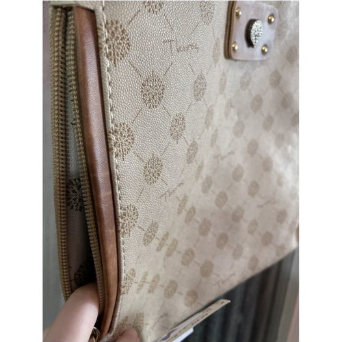 Thiros crossbody bag new with adjustable strap and pockets