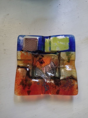Handmade glass ashtray 10 cm with fusing technique