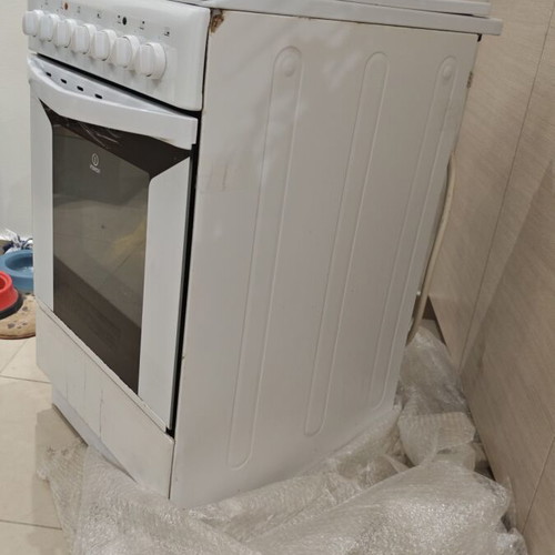 Kitchen stove used, fully functional