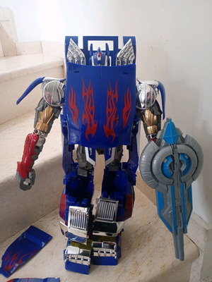 Optimus Prime Transformers употребяван, работещ с звуци